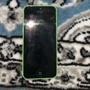 iphone 5C great condition, no cracks or scratchs